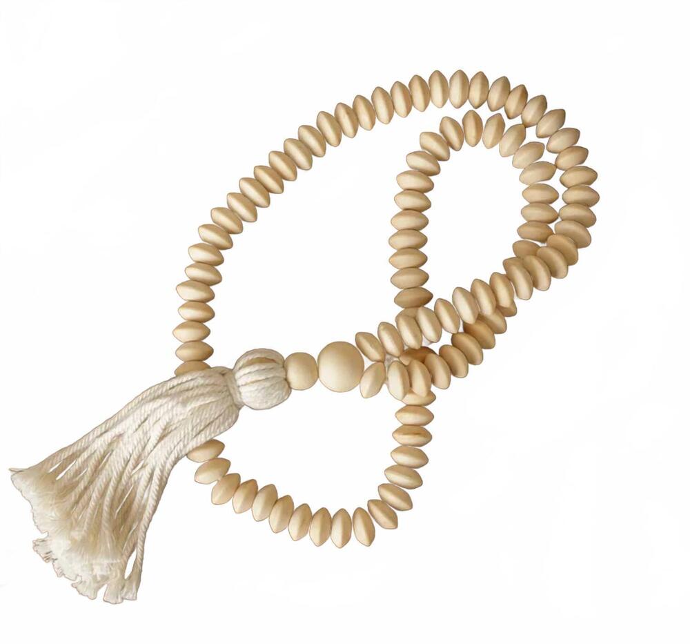 NEW AUDREY'S farmhouse beads garland in cream